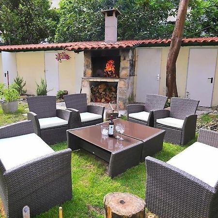 Split Central Retreat ภายนอก รูปภาพ