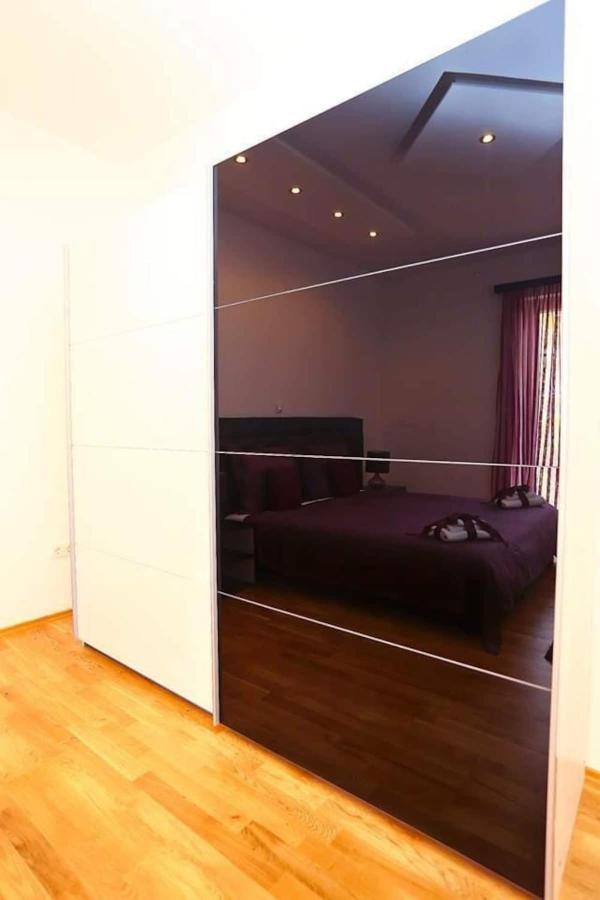 Split Central Retreat ภายนอก รูปภาพ